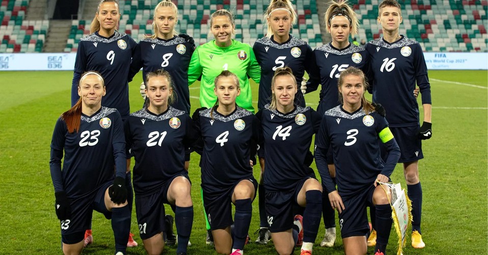 Женская сборная Беларуси по футболу проведет два спарринга с россиянками. В составе 25 игроков