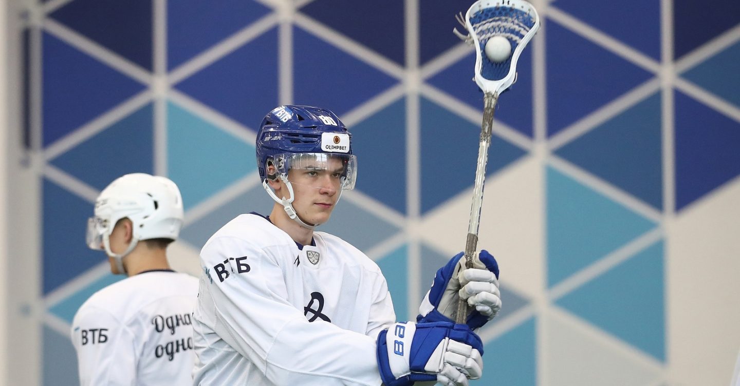Два белорусских хоккеиста могут сыграть против сборной родной страны на ноябрьском турнире