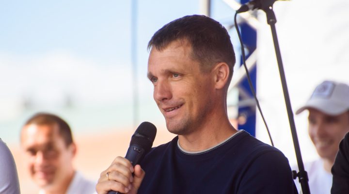 «Днепр» одолел «Волну» и продолжает возглавлять турнирную таблицу Д2