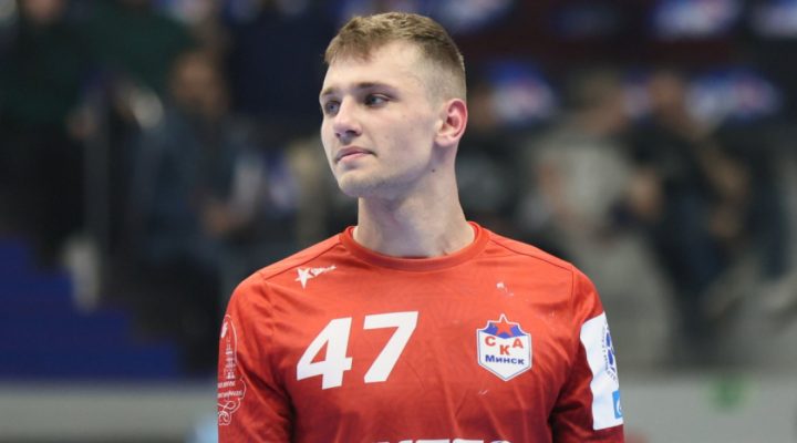Белорусский волейболист из лидирующего в Суперлиге &#171;Факела&#187; попал в лазарет