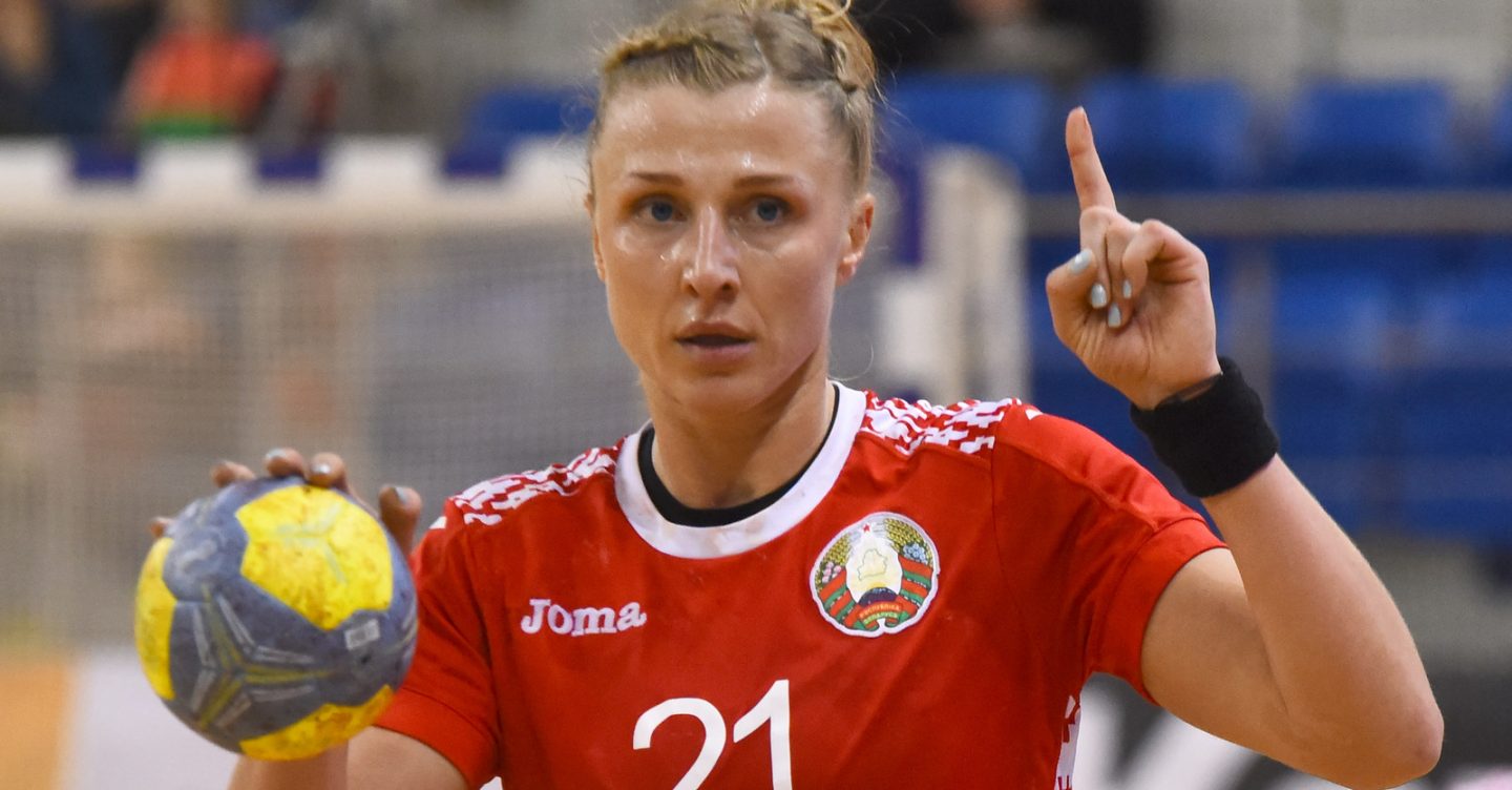 Гандболистка сборной Беларуси Карина Ежикова рассказала, как познакомилась с будущим мужем