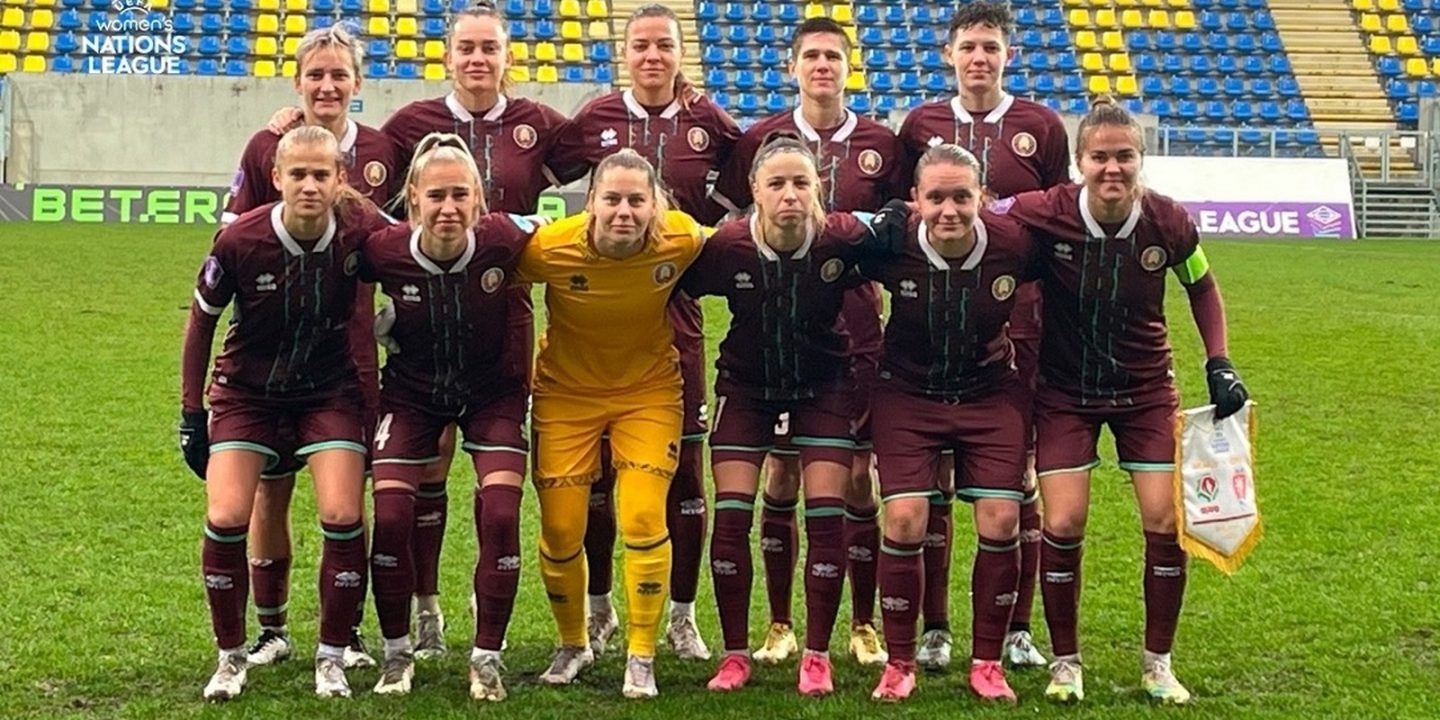 Главный тренер женской сборной Беларуси вызвал 21 футболистку на первый в 2024 году сбор