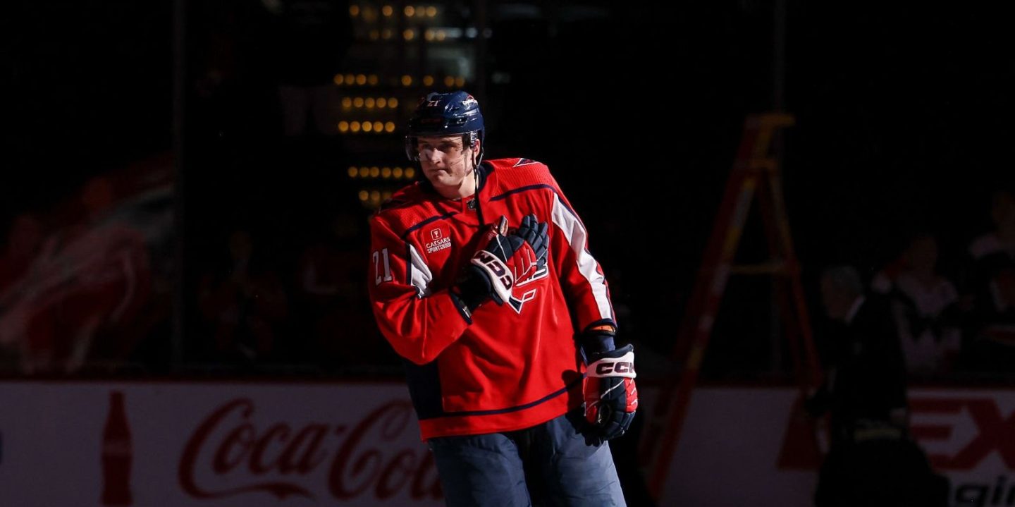 Алексей Протас стал 7-м белорусом, который сыграл в плей-офф НХЛ