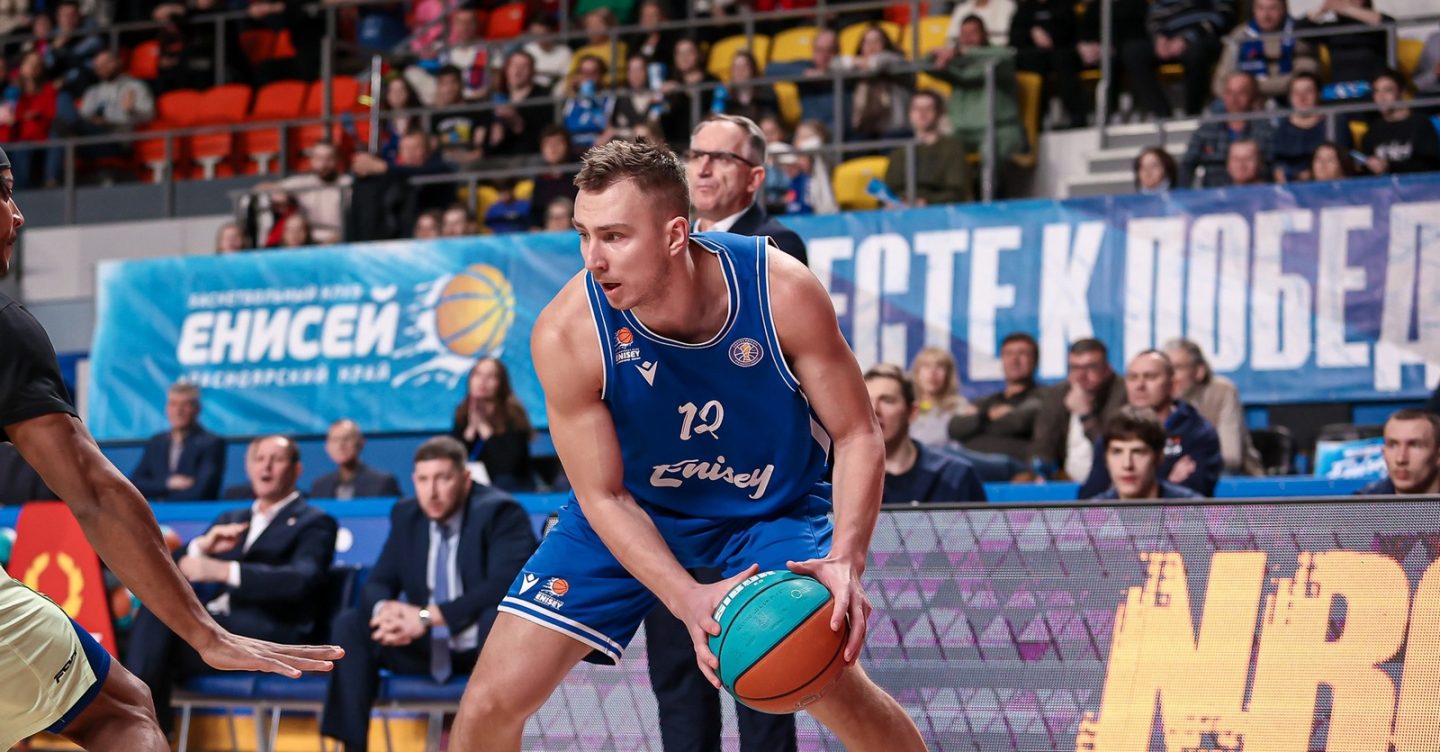 Борьбу за трофей лиги ВТБ прекратил последний белорусский баскетболист