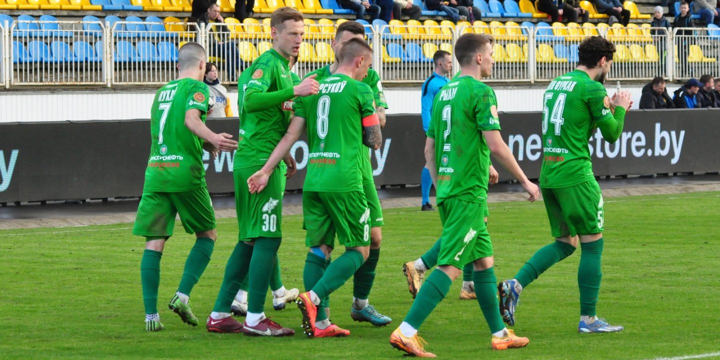 Футболисты «Гомеля» вырвали победу над «Днепром» в добавленное время