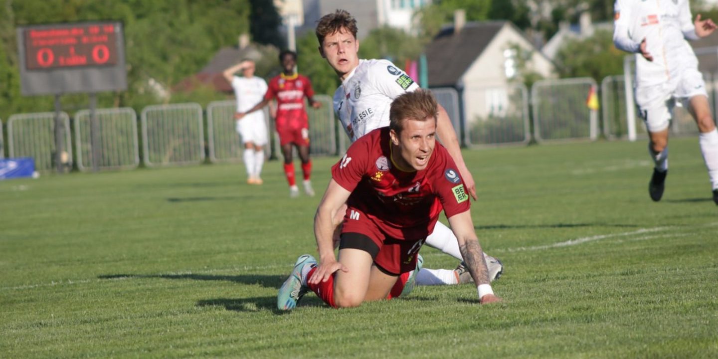 Футболисты «Ислочи» упустили победу в матче высшей лиги со «Сморгонью»