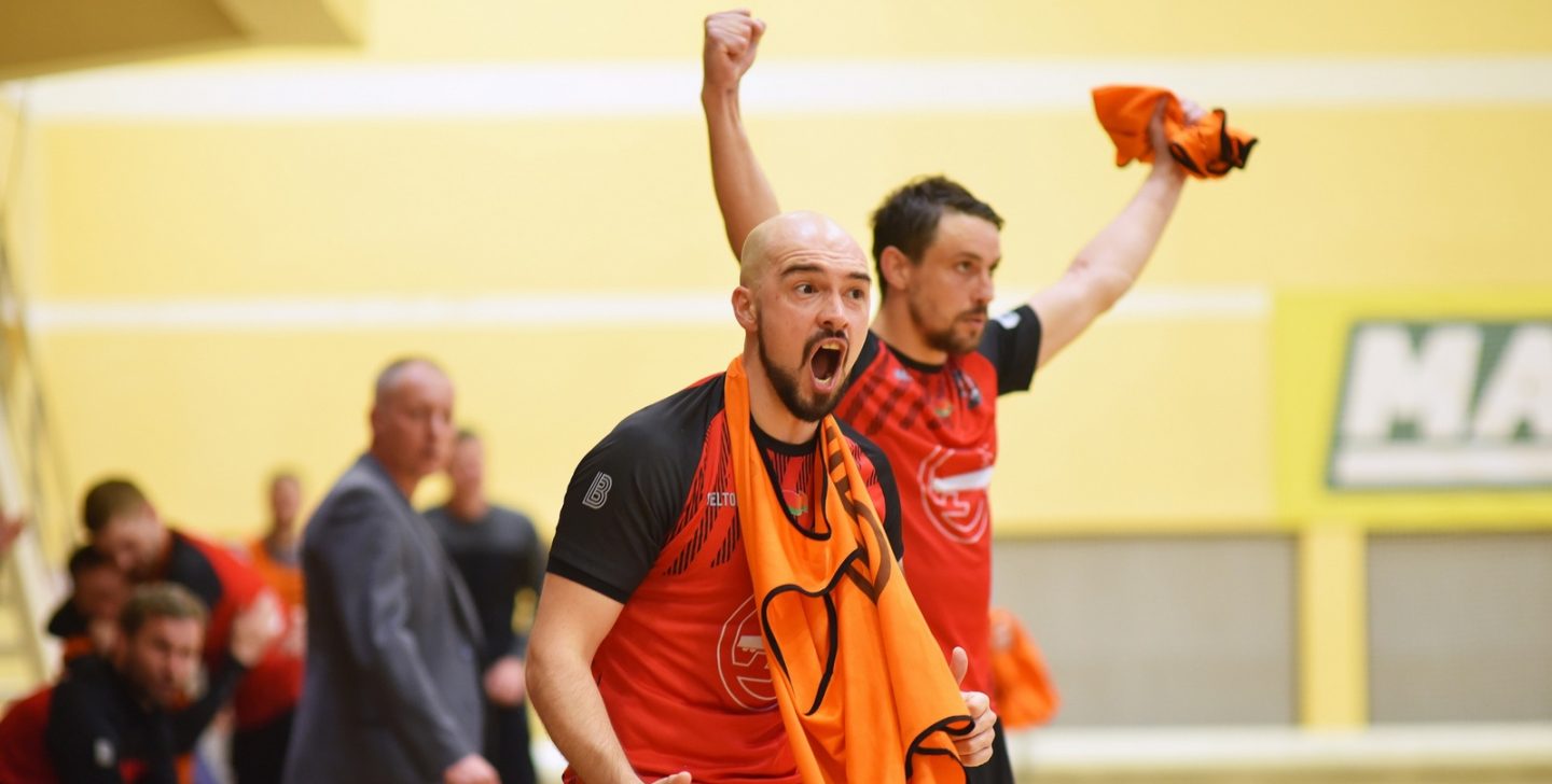 ВРЗ стал первым финалистом чемпионата Беларуси по мини-футболу