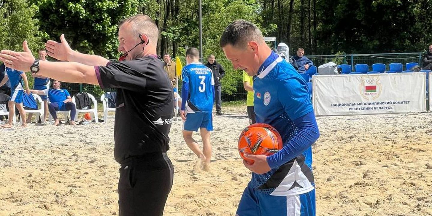 Сергей Курганский и Валерий Жуковский дебютировали в пляжном футболе