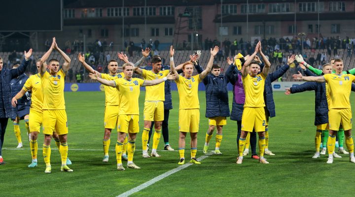 Футболисты сборной Румынии разгромили Украину в первом туре Евро-2024