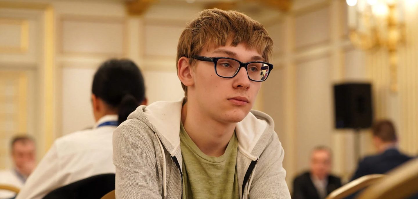 Денис Лазавик после 6 туров из 7 сохраняет шансы на выход в полуфинал Champions Chess Tour Finals