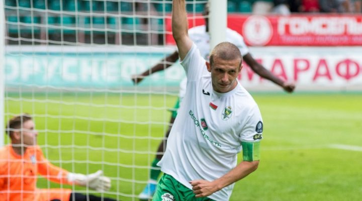 Белорусский хоккеист завершил карьеру в 19 лет