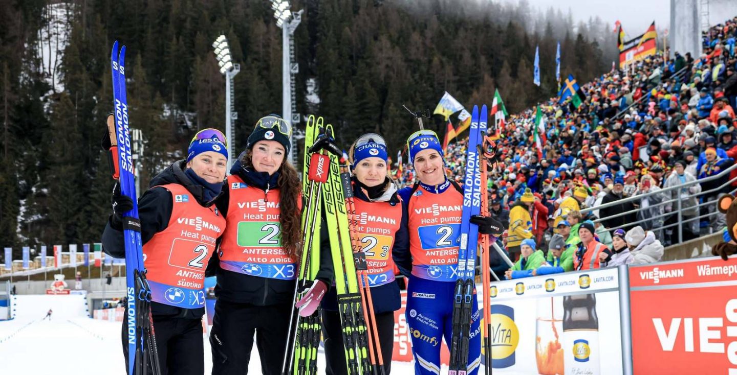 Этап КМ в Нове-Место завершился победой женского французского эстафетного квартета