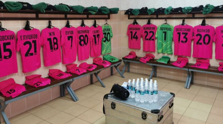 “Я даже чуть не забил гол!” В чемпионате Беларуси впервые сыграл англичанин