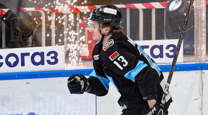 «Амур» Александра Андриевского уступил «Металлургу» в КХЛ