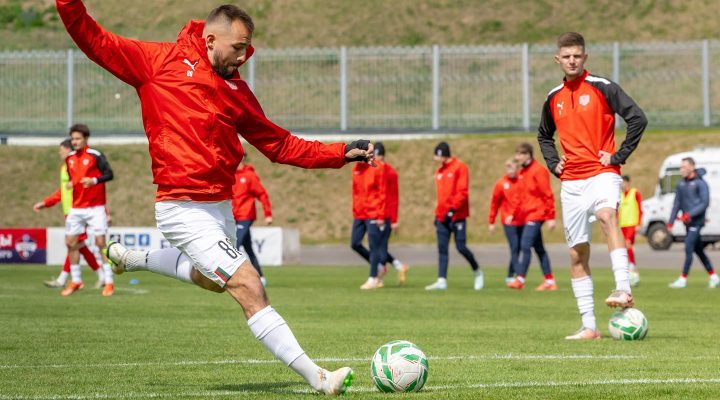 &laquo;Наполи&raquo; вылетел из Кубка Италии, проиграв &laquo;Комо&raquo; по пенальти