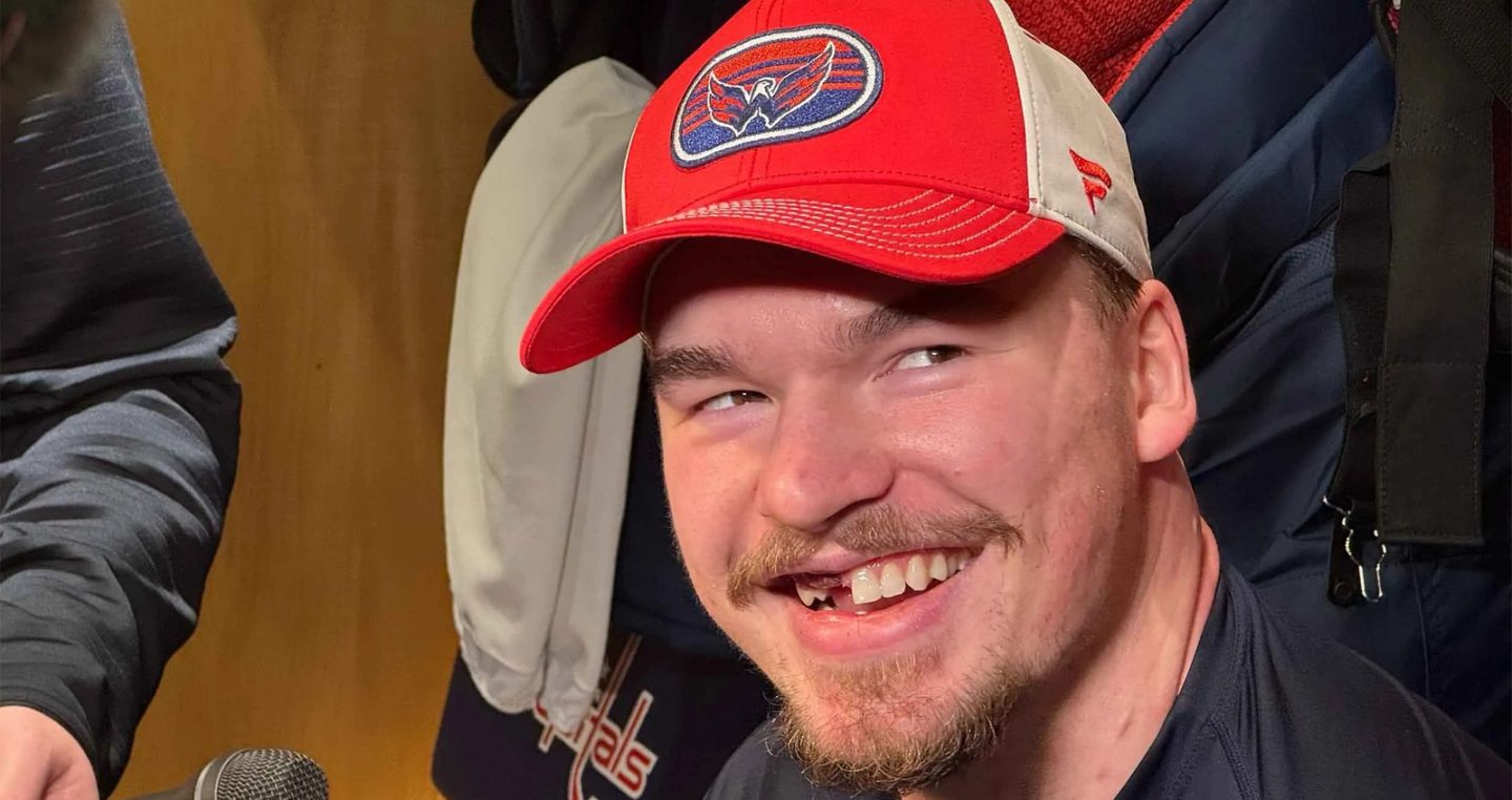 Стало известно, как наказали одноклубника Алексея Протаса за нетрезвую выходку возле бара