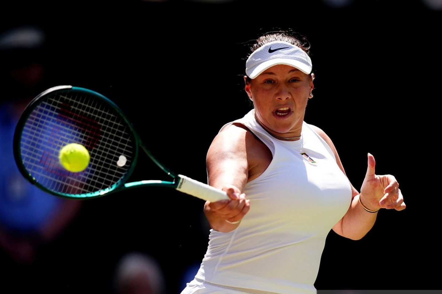 Аманда Анисимова в трех сетах переиграла Игу Свентек