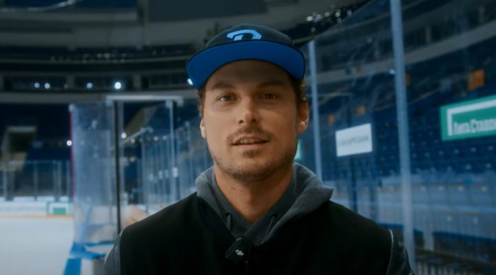 Ткачев о борьбе с Энасом за звание лучшего бомбардира КХЛ: пусть так же продолжает