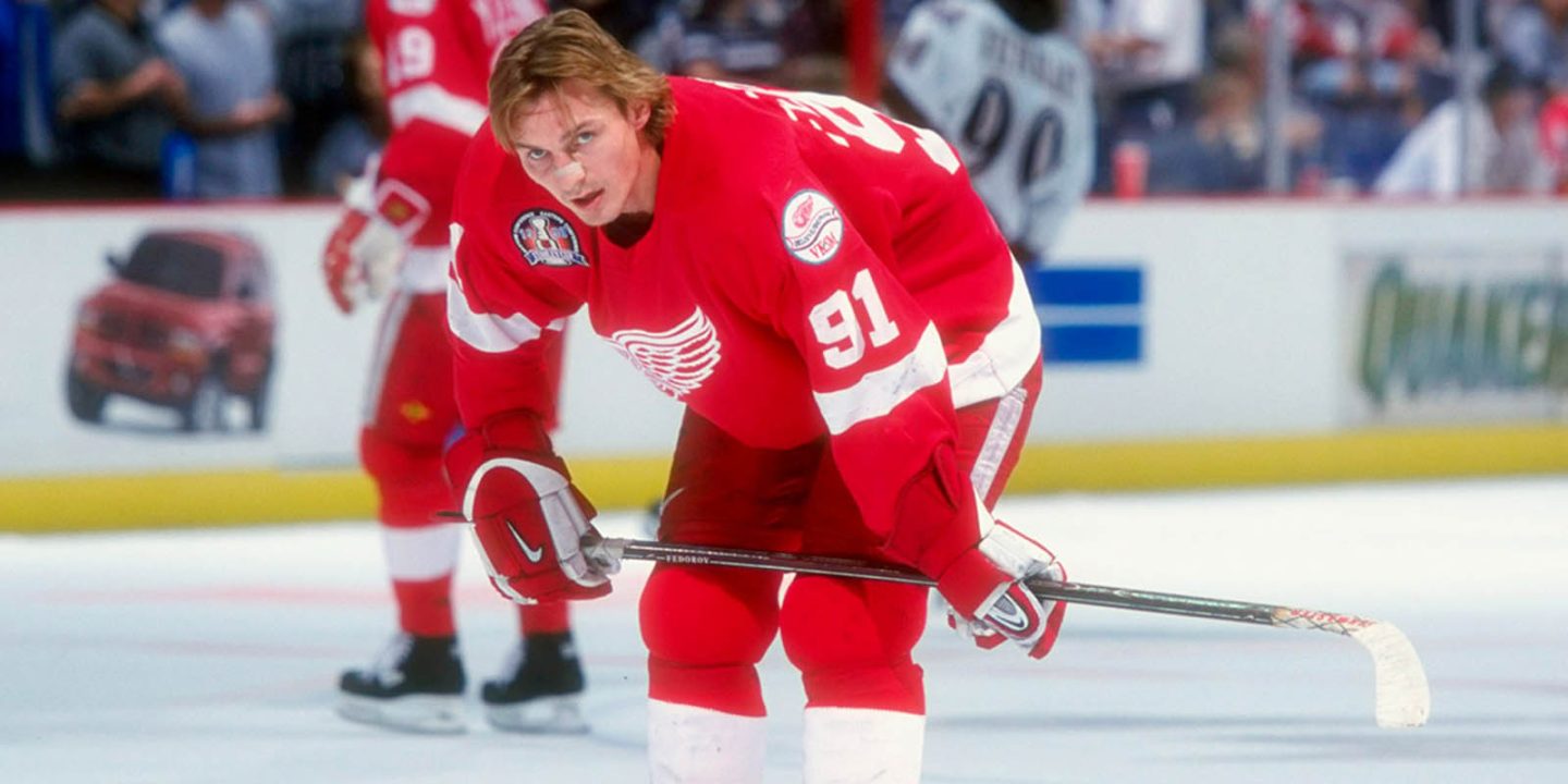 Сергей Федоров станет третьим россиянином, чей номер выведет из обращения клуб НХЛ