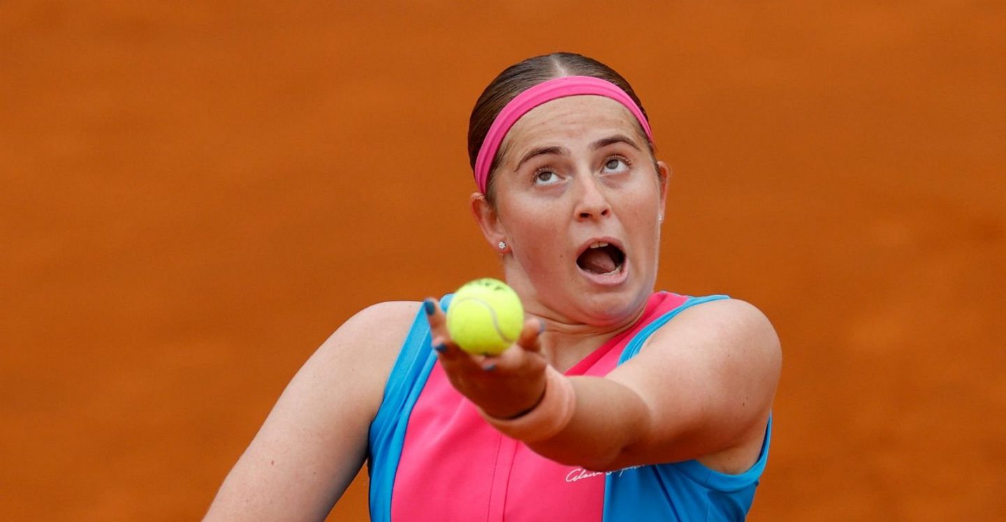 Арина Соболенко поддержала теннисистку из Латвии, которую обвинили в расизме