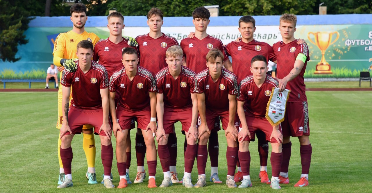 Кучко и Бохно в расширенном списке молодежной сборной (U-21) на сентябрьские матчи