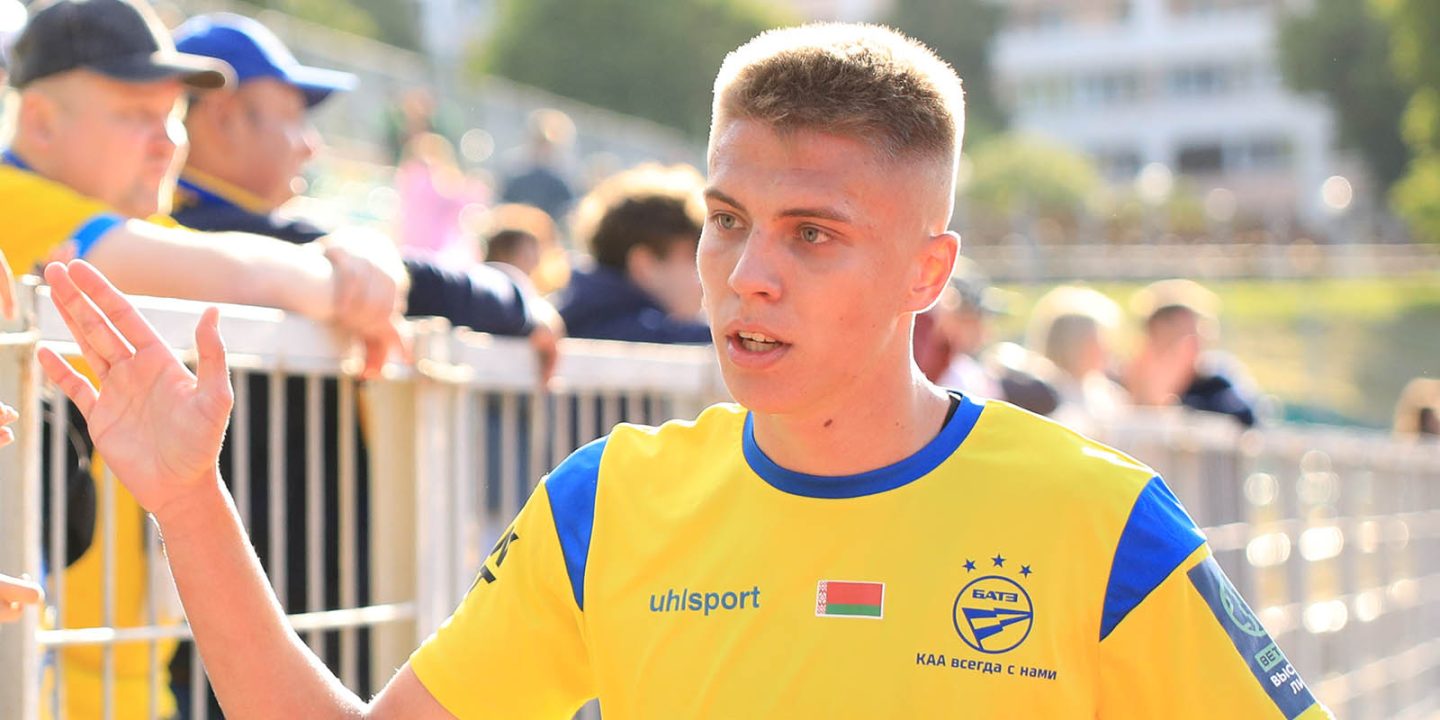 Источник: БАТЭ намерен подать иск в ФИФА по следам трансфера Мартынова в «Серик»