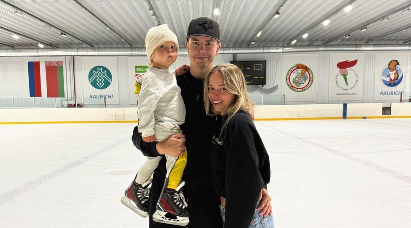 Сын Егора Шаранговича начал хоккейную карьеру в два года