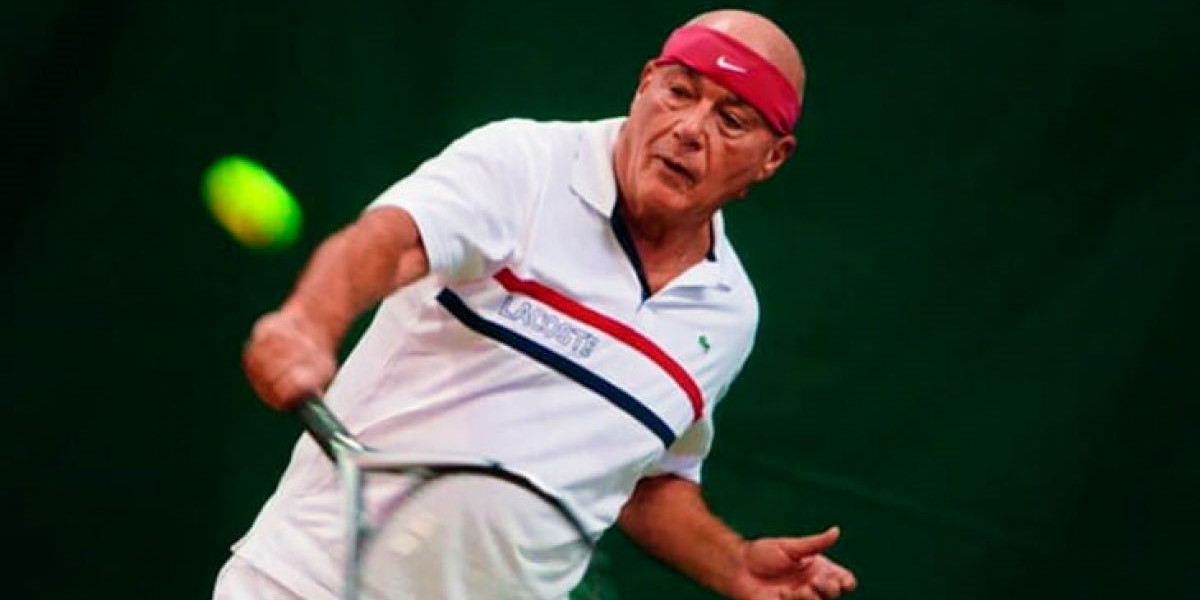 88-летний белорусский тренер намекнул, что недавно тренировал 91-летнего Владимира Познера
