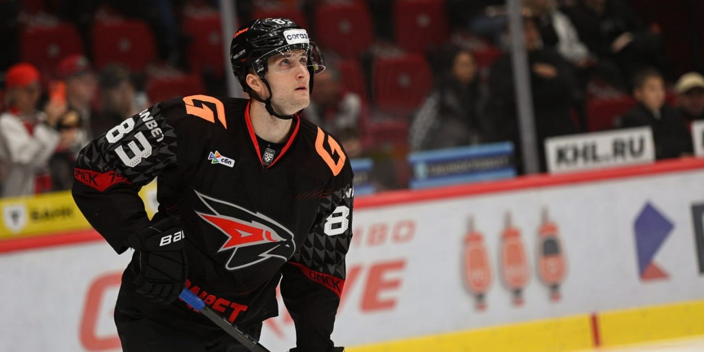 Александр Волков прокомментировал рождение сына в день матча с минским &laquo;Динамо&raquo;