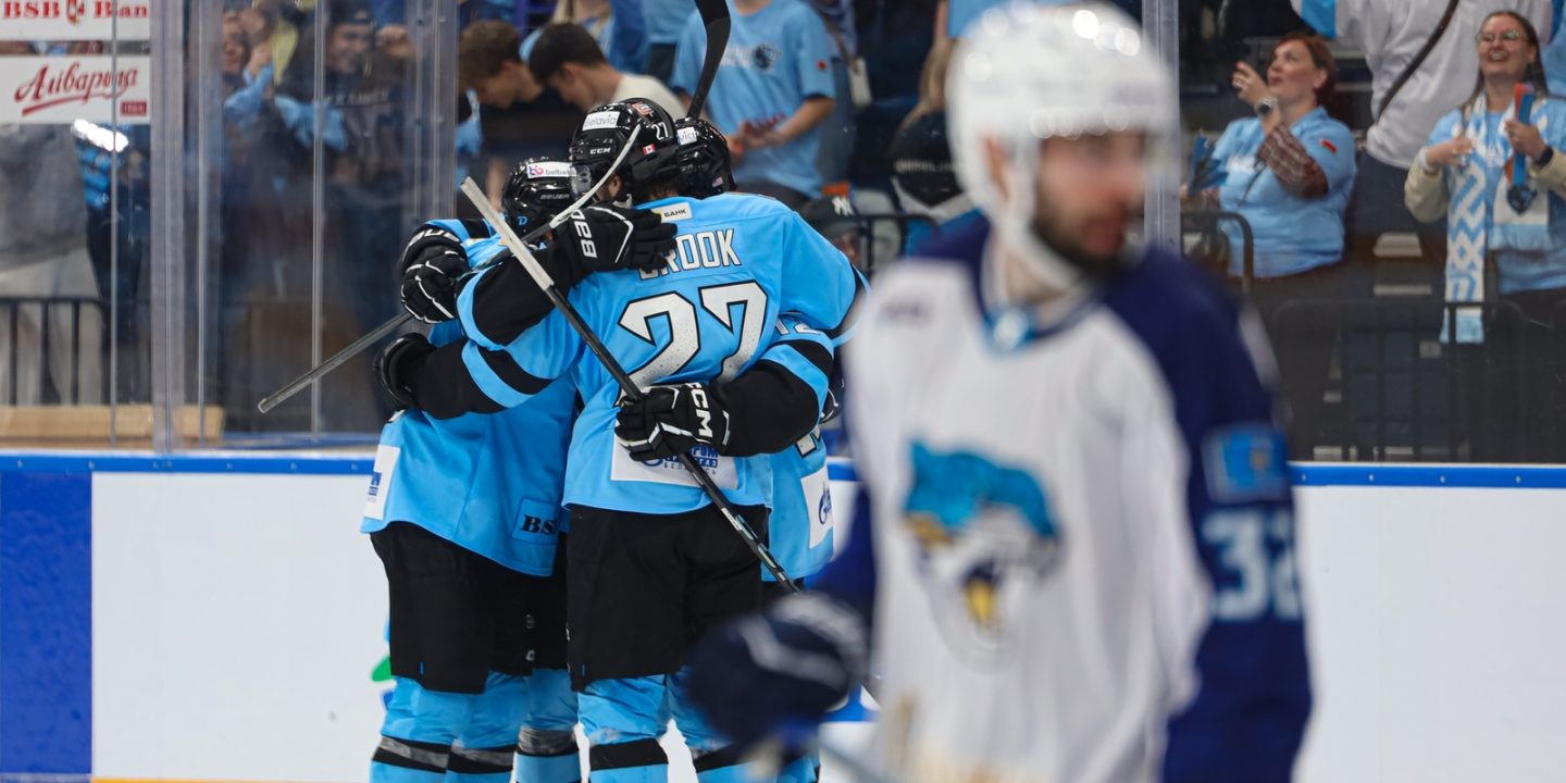 Шум и Шутов. Репортаж с домашней премьеры «Динамо»