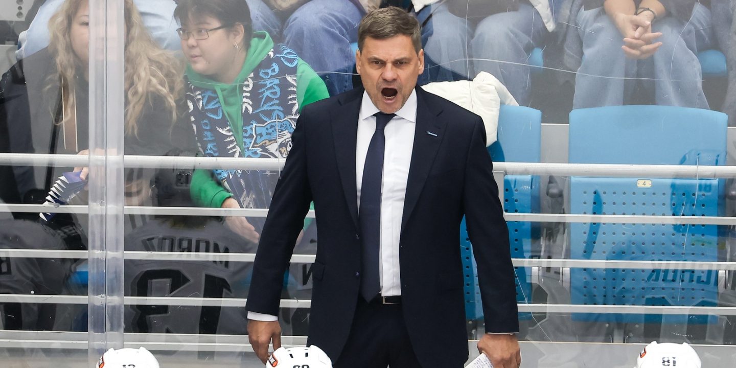 «Динамо» — «Трактор»: судьи не отменили гол Пьеррика Дюбе после запроса Дмитрия Квартальнова