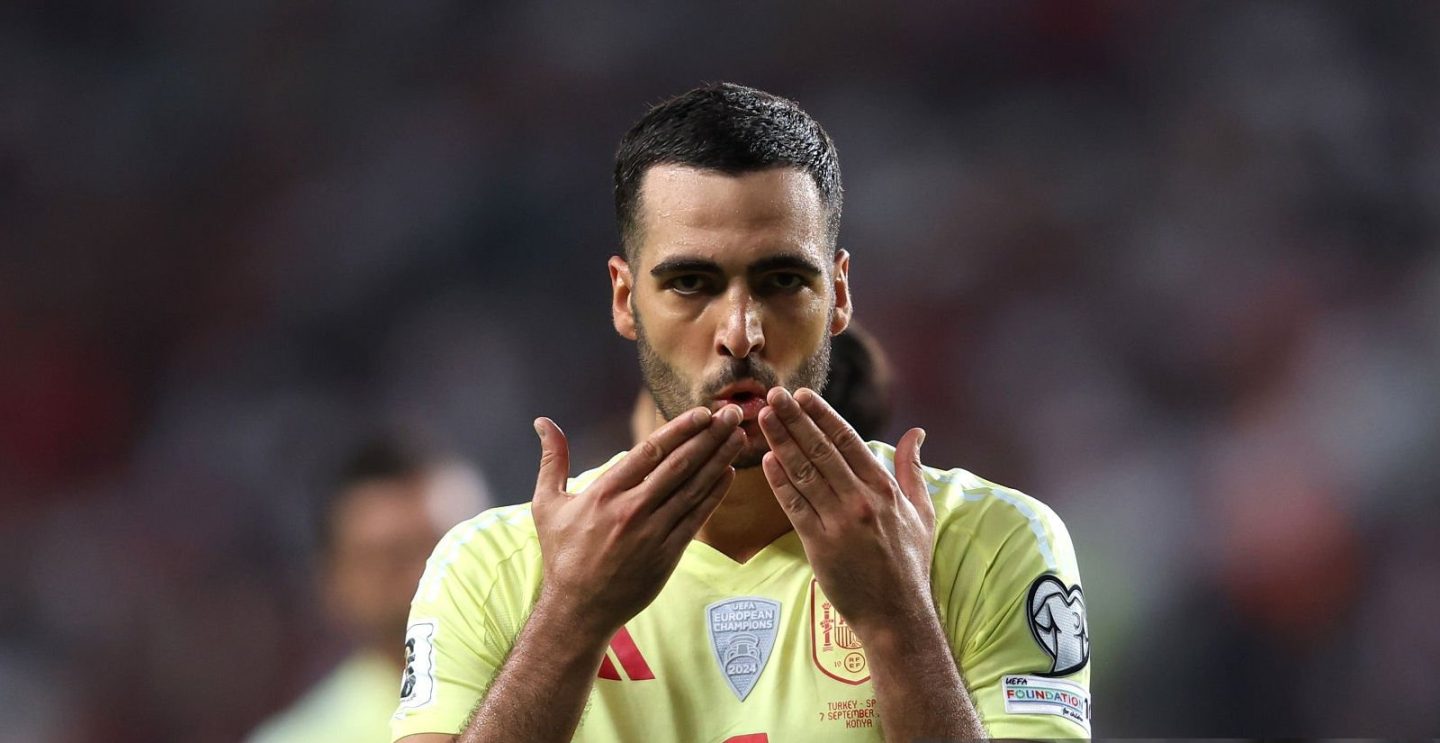 Сборная Испании забила шесть мячей в ворота команды Турции