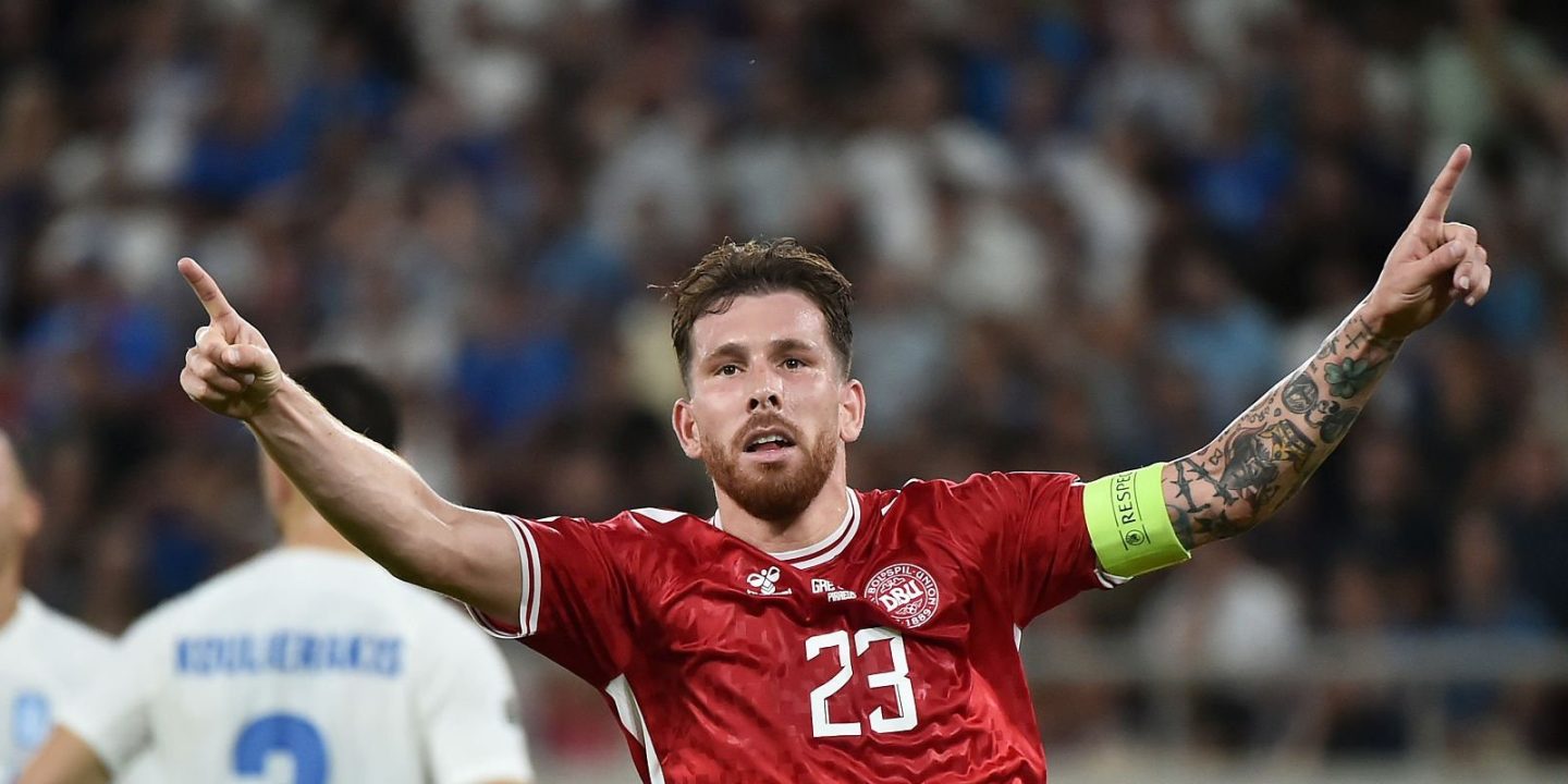 Сборная Дании крупно победила команду Греции