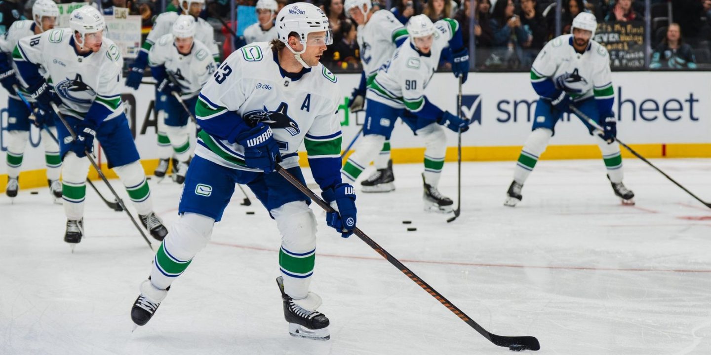 «Ванкувер» с Никитой Толопило и Данилой Климовичем уступил «Сиэтлу»