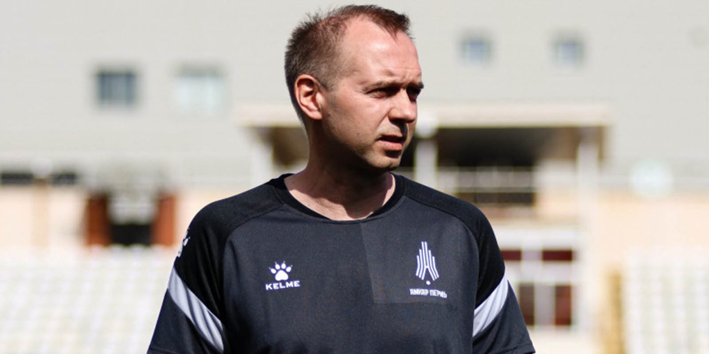 Александр Кульчий покинул пост главного тренера «Амкара»