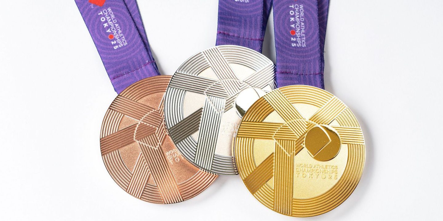 Серебряная медаль Эббы Андерссон сломалась сразу после награждения на Олимпиаде-2026