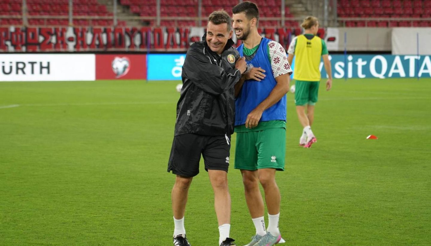 Валерий Громыко и многие другие игроки сборной поблагодарили Карлоса Алоса