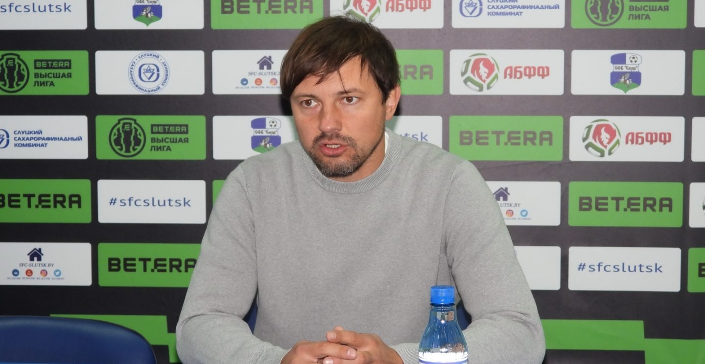 Александр Гуринович: я мало разговариваю с футболистами