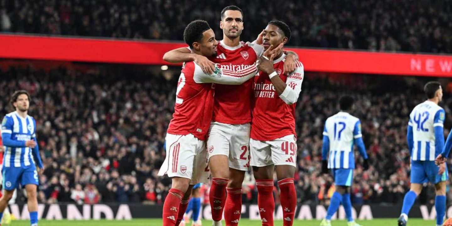 «Арсенал» в лондонском дерби разгромил «Тоттенхэм»