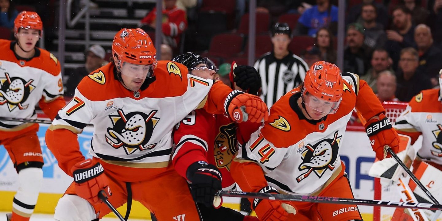 &laquo;Чикаго&raquo; Артема Левшунова дожал &laquo;Анахайм&raquo; в овертайме