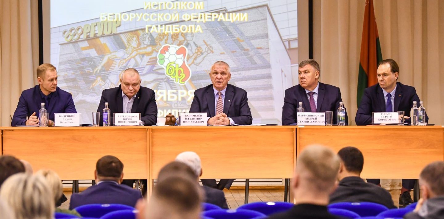 Юмор Коноплева, доклад Шевцова, возрождение пляжки с подачи Пуховского