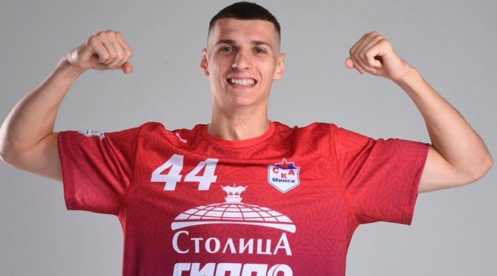 8 голов Никиты Вайлупова помогли «Веспрему» разгромить «ПСЖ» в Лиге чемпионов