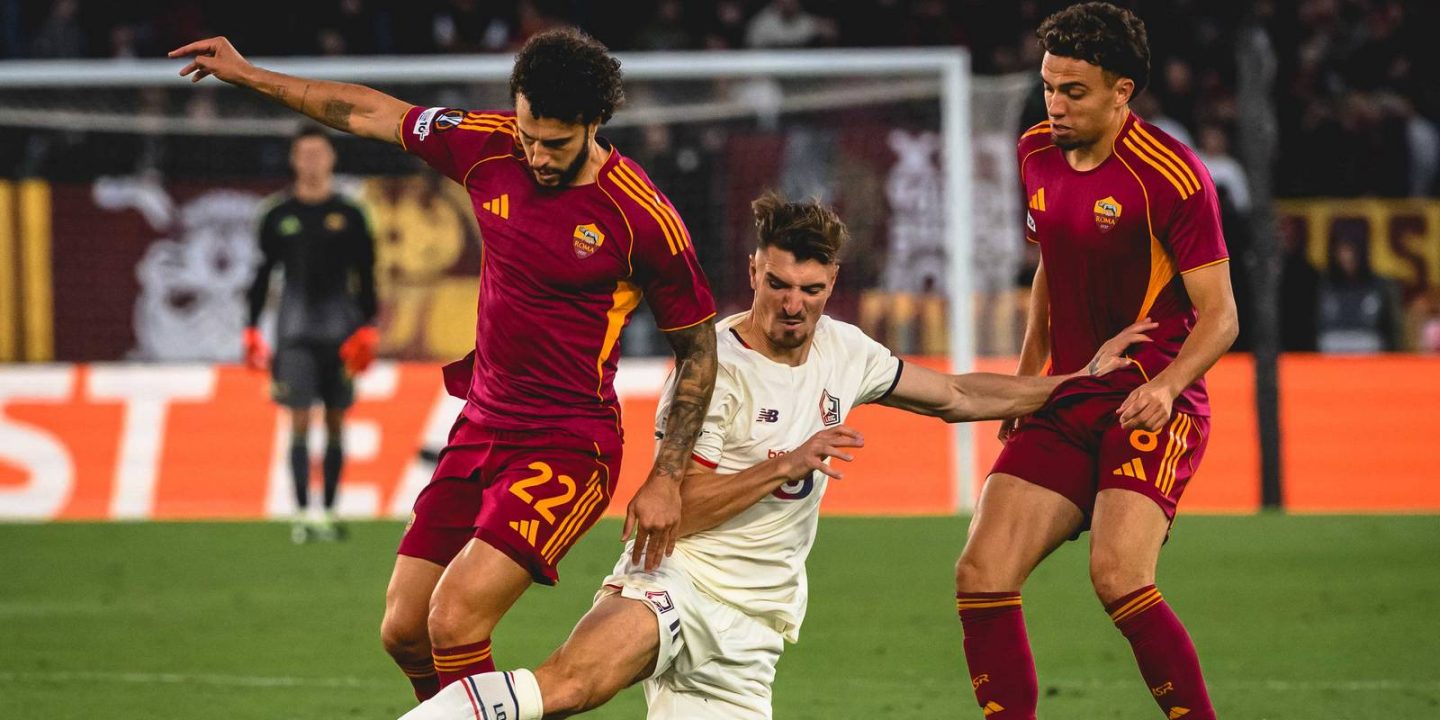 &laquo;Рома&raquo; не забила пенальти и проиграла &laquo;Лиллю&raquo; в Лиге Европы