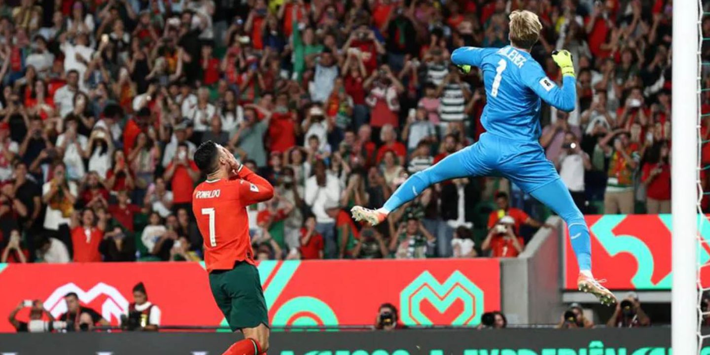 Криштиану Роналду не реализовал пенальти в матче Португалия — Ирландия