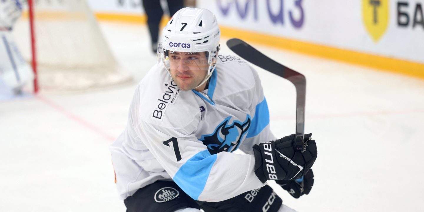 Сэм Энас вошел в топ-10 рейтинга игроков КХЛ