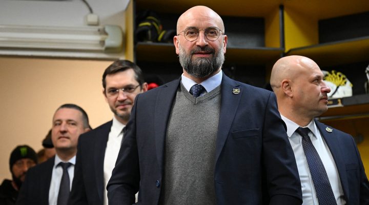 Шевченко разобрал спорные судейские решения в матче ЦСКА &mdash; &laquo;Динамо&raquo;