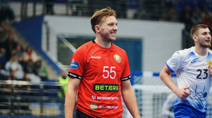 8 голов Никиты Вайлупова помогли «Веспрему» разгромить «ПСЖ» в Лиге чемпионов