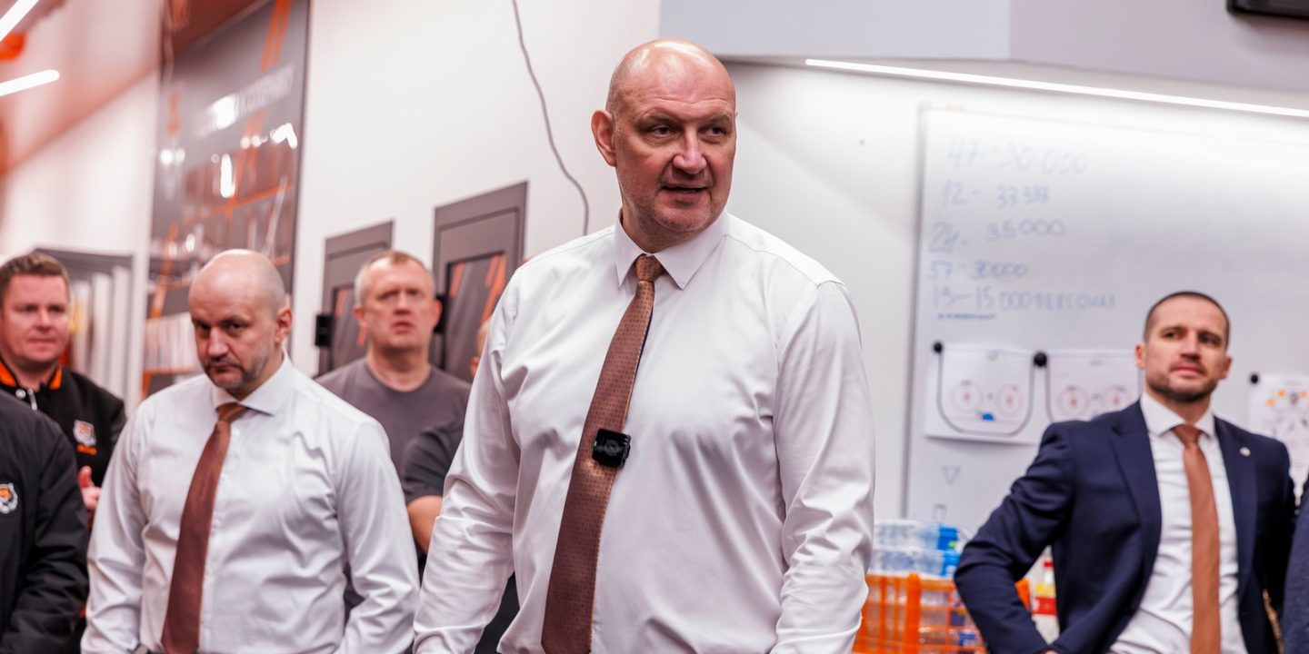 Александр Андриевский утвержден главным тренером «Амура»