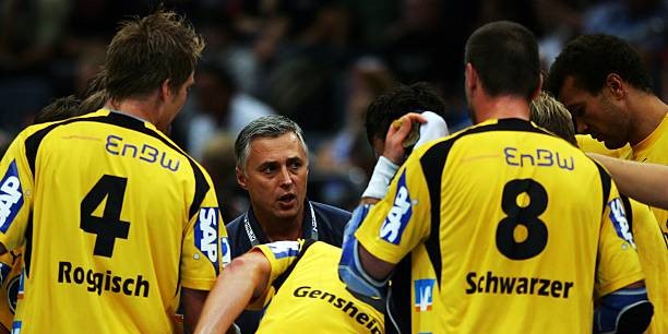 Климовец вспомнил, как они с Шевцовым ходили по раскаленным углям на тренировке