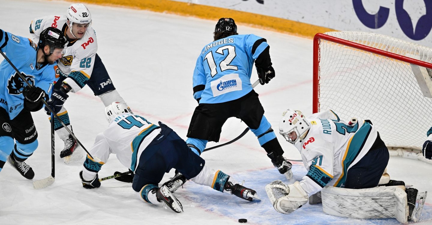 Первый гол Брука и конец сухой серии Лиможа: минское «Динамо» победило «Сочи»